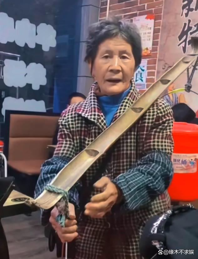 绍兴72岁&ldquo;麻糍奶奶&rdquo;遇车祸离世