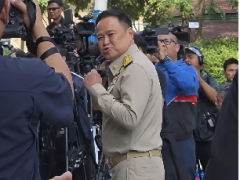 特朗普“电话外交”能解决柬泰冲突吗 停火协议难持久【看点】